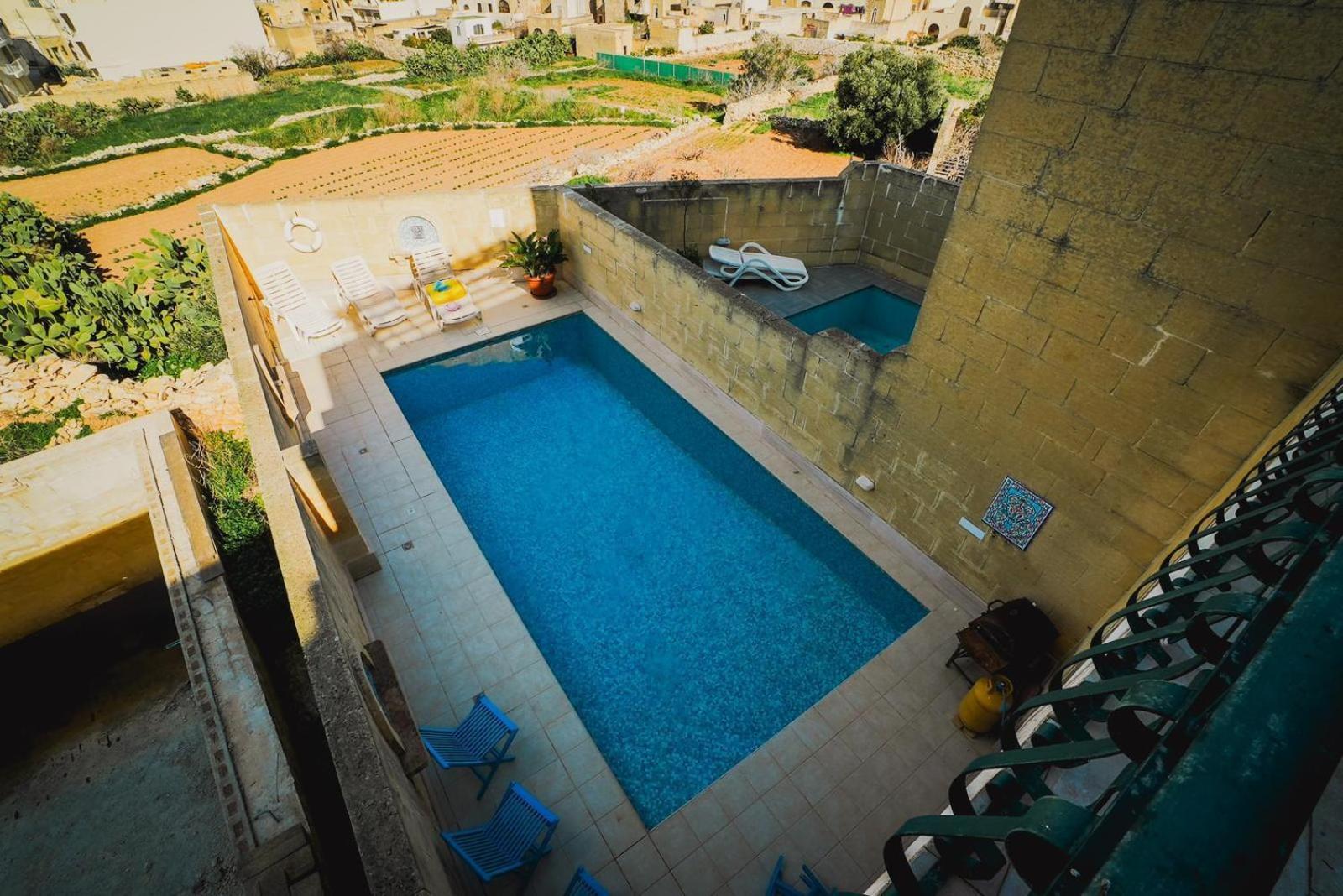 Getaway With Private Pool * Sannat